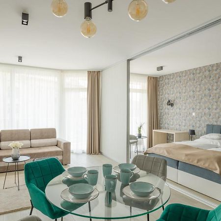 Parizs Garden Apartments Дебрецен Екстериор снимка