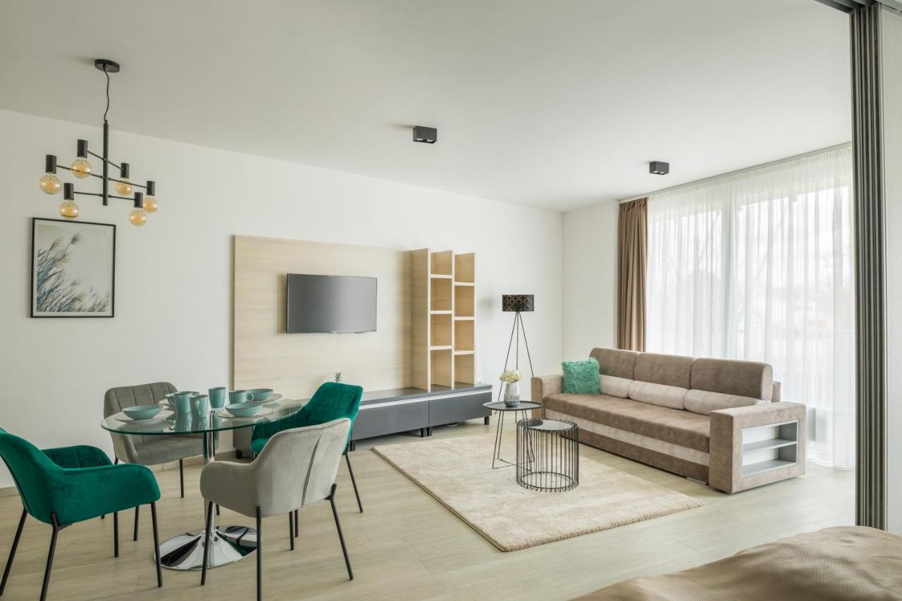 Parizs Garden Apartments Дебрецен Екстериор снимка